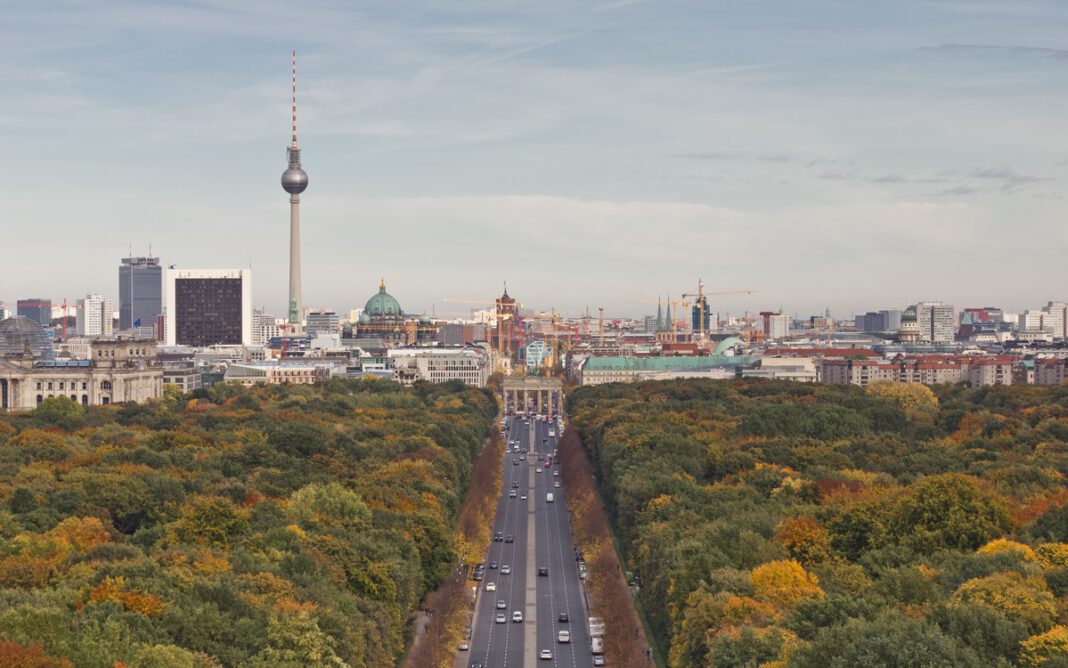 Bildungsreise nach Berlin richtet Blick auf Klimagerechtigkeit und Stadtentwicklung