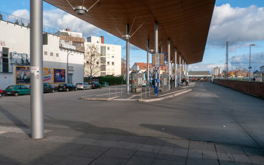 Rüsselsheim stellt geplantes Stadtbusnetz vor und holt Bürgerfeedback ein