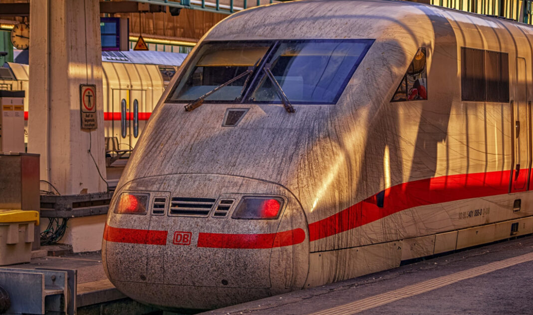 Zwischen Stillstand und Einigung: Bahnstreiks als Stresstest für das Jahr 2026